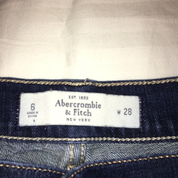 Abercrombie and fitch jean shorts - Picture 2 of 3