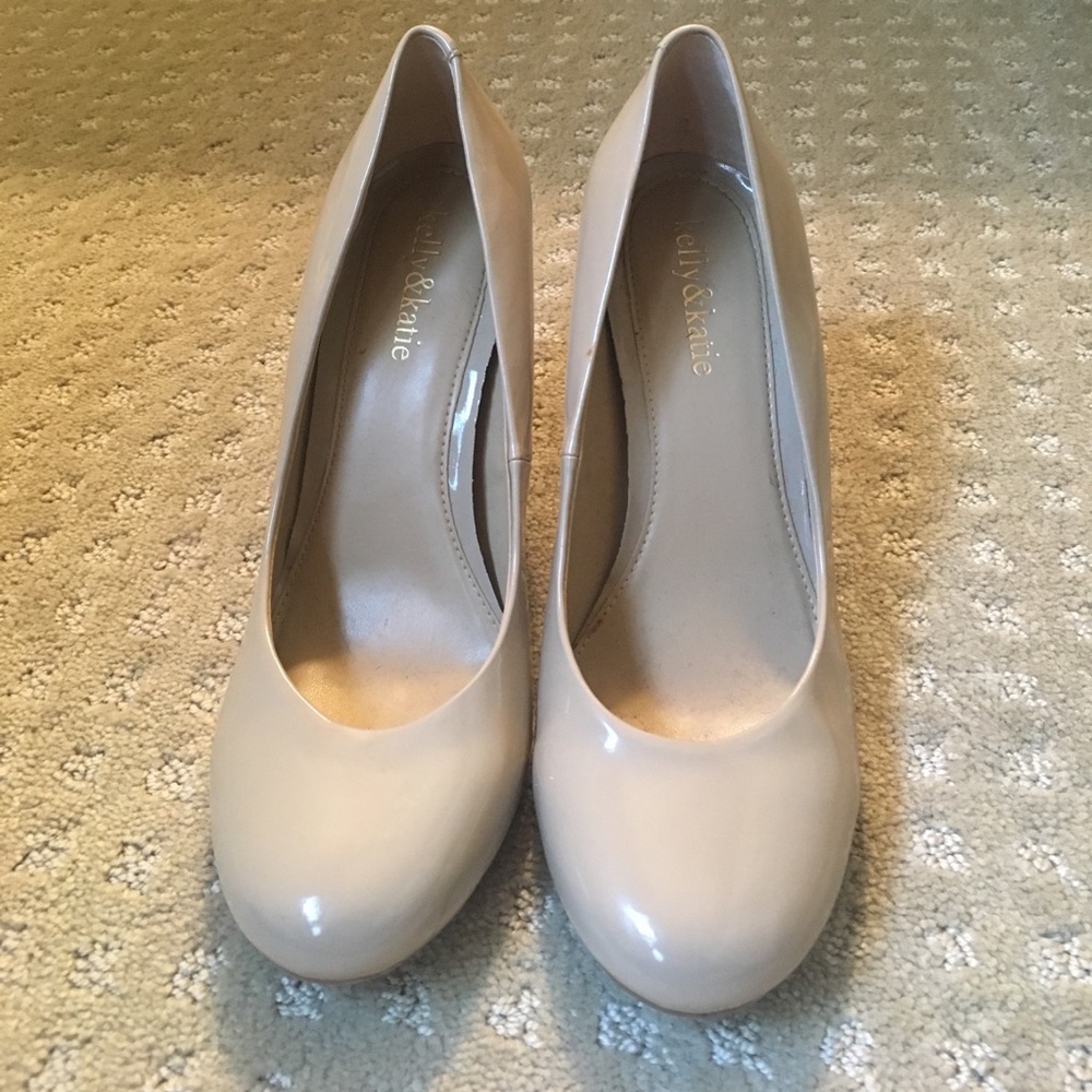 Nude heels - worn ONCE