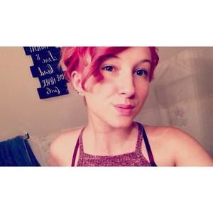 Meet your Posher, Michaela
