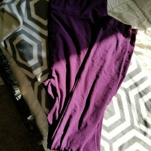 Lularoe TC purple leggings