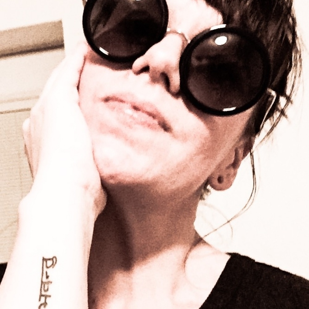 Meet your Posher, Petra
