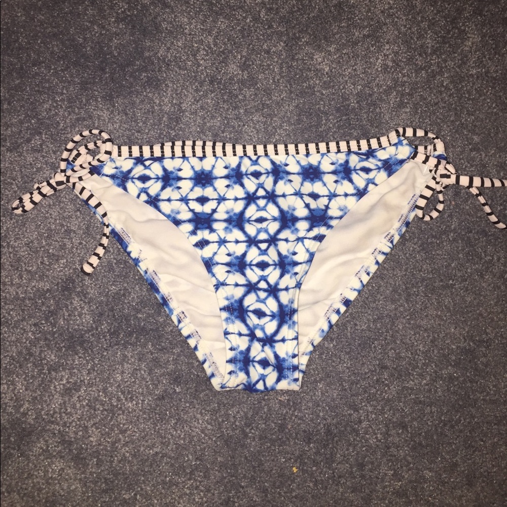 bikini bottom