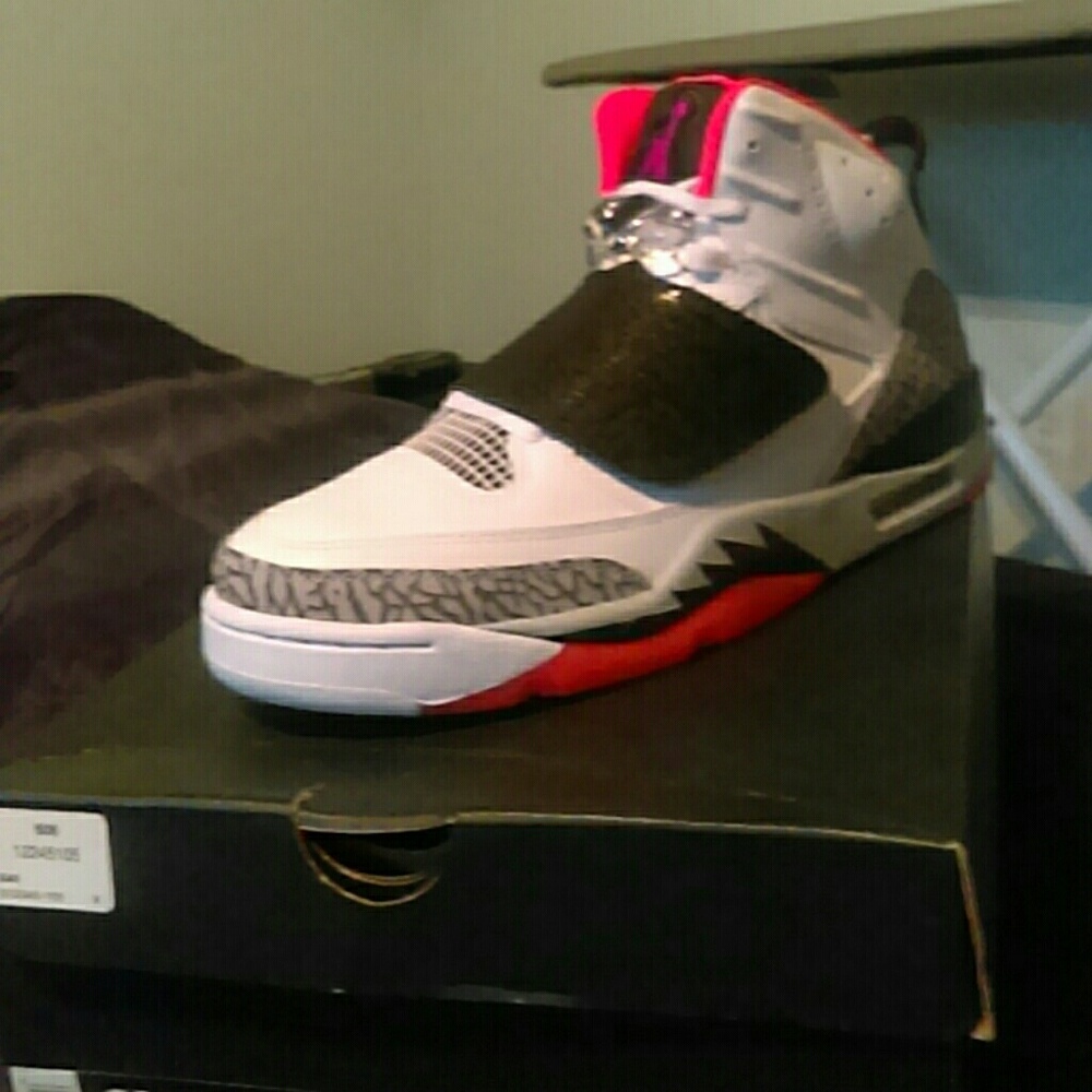 Son of Mars Jordan  never been worn