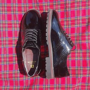 Unused White Mountain Oxfords - Size 6
