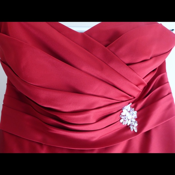 Red Alfred Angelo Dress Style 7166 Size 18 - Picture 2 of 5
