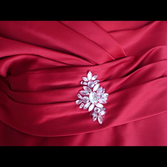 Red Alfred Angelo Dress Style 7166 Size 18 - Picture 3 of 5