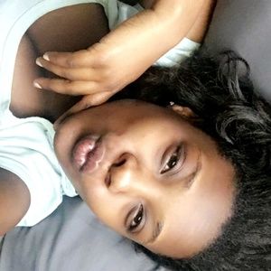 Meet your Posher, Joanisha