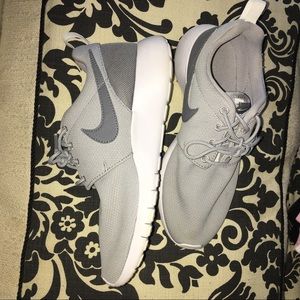 Two tone grey Nike roshes