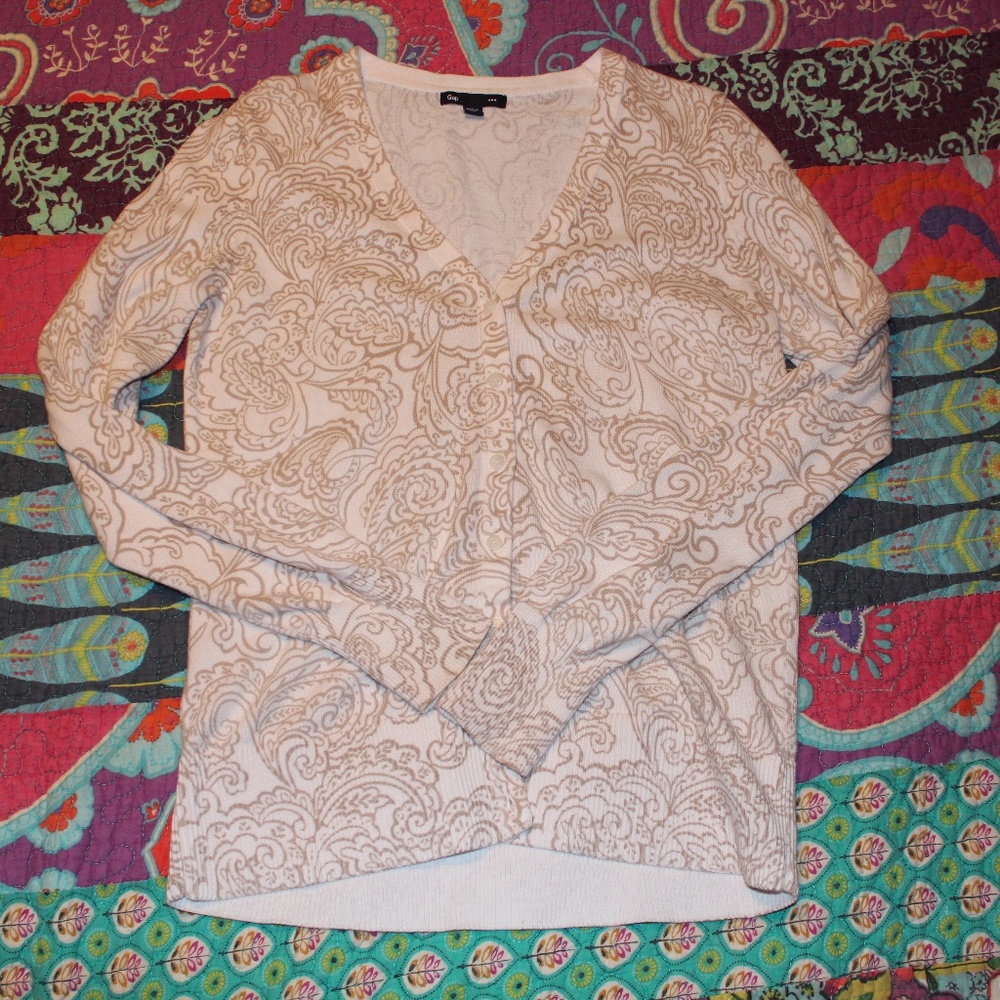 GAP White and Gold/Tan Cardigan Sweater