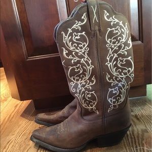 ARIAT Distresses Saddle Boots