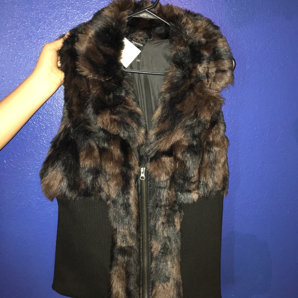 Fur vest