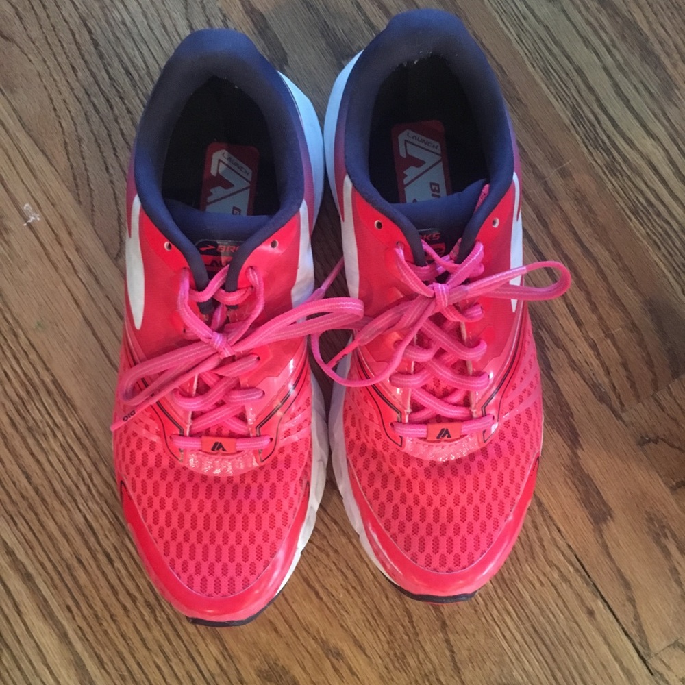 Brooks size 7.5 running shoes