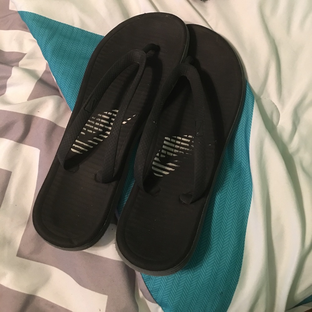 Nike Flip flops