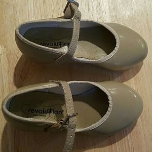 Revolution dancewear girls tan tap shoes 11