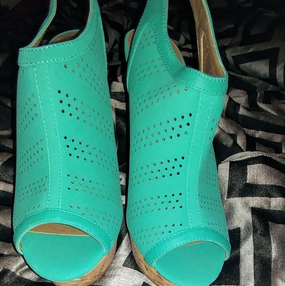 Ladies wedges