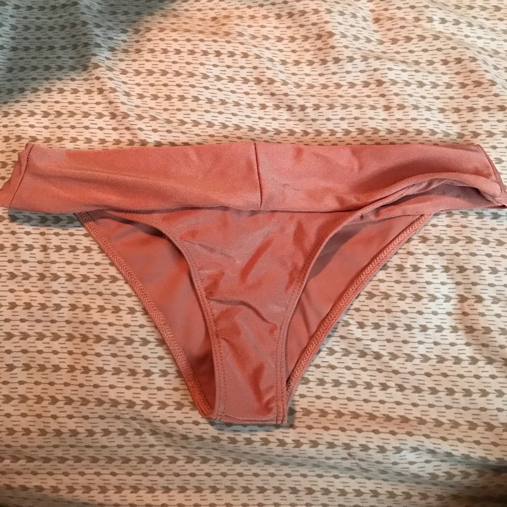 Beach Riot bikini bottoms