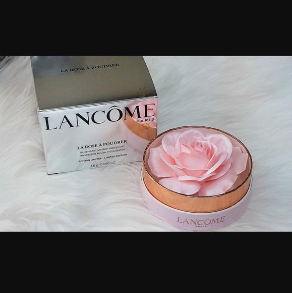 ❌ SOLD ❌ Host Pick!🌸 Lancôme LA Rôse Highlighter - Picture 2 of 8