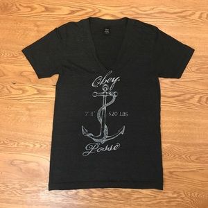 Women's obey anchor tee hard to find!