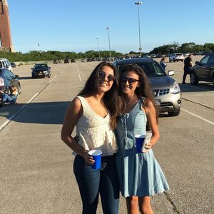 Meet your Posher, Sabrina