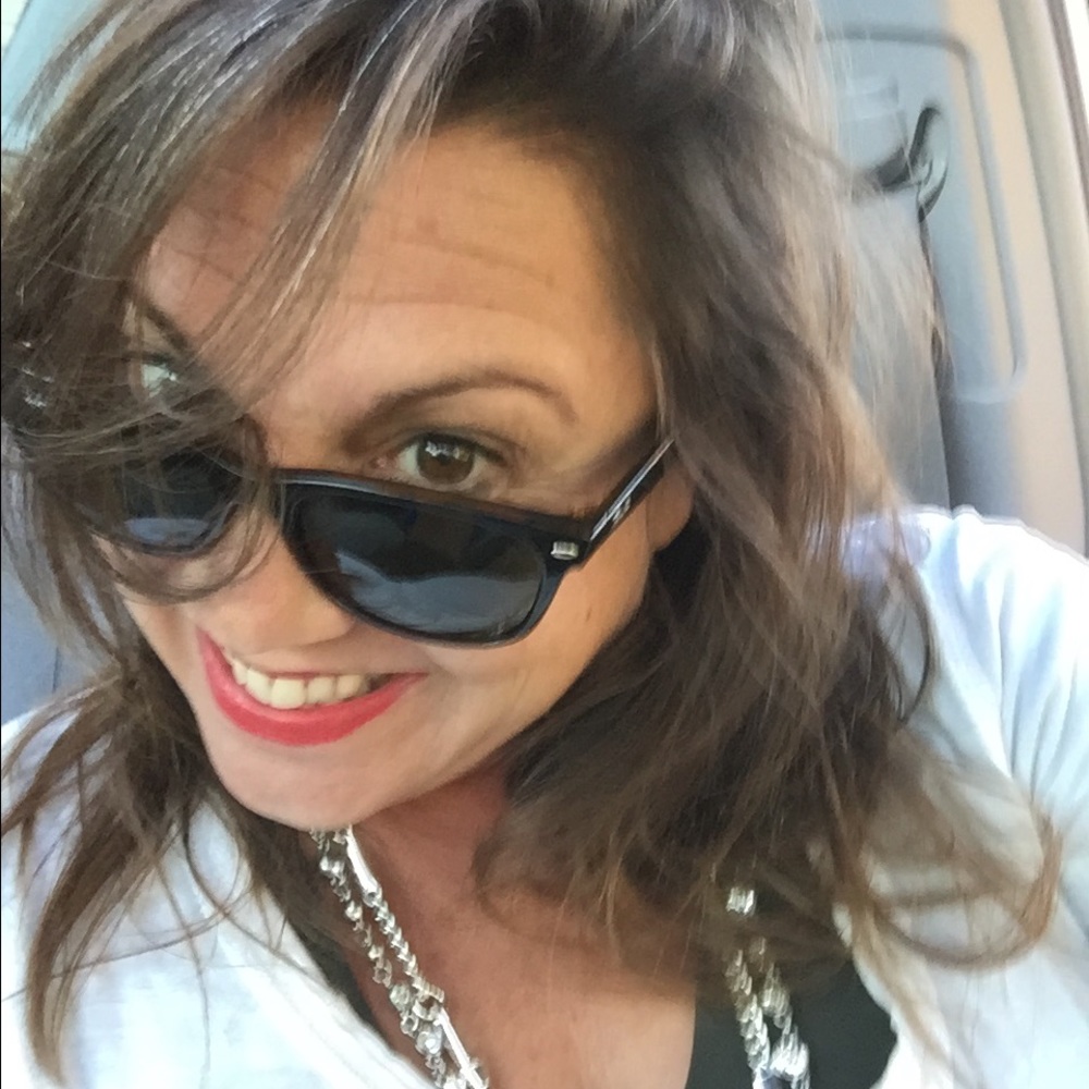 Meet your Posher, Kim