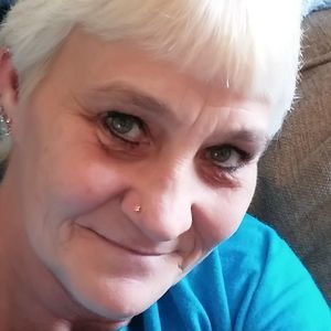 Meet your Posher, Glenda