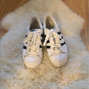Adidas Superstar Sneakers