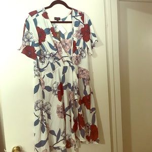 Trendy plus size wrap dress in 2xl