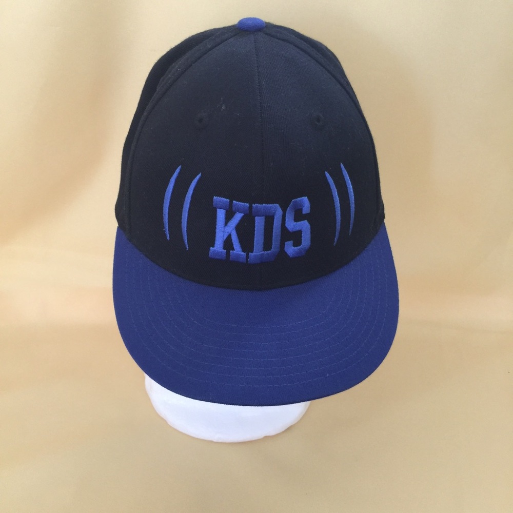 Custom 210 Fitted by Flexfit 71/4-75/8