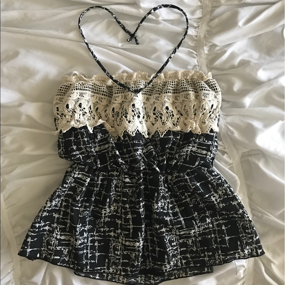 Black and white strapless top