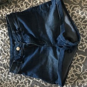 *BARELY WORN* H&M High-waisted Cuffed Denim Shorts