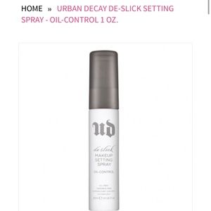 Urban Decay setting spray