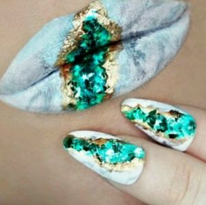 Meet your Posher, Tierra