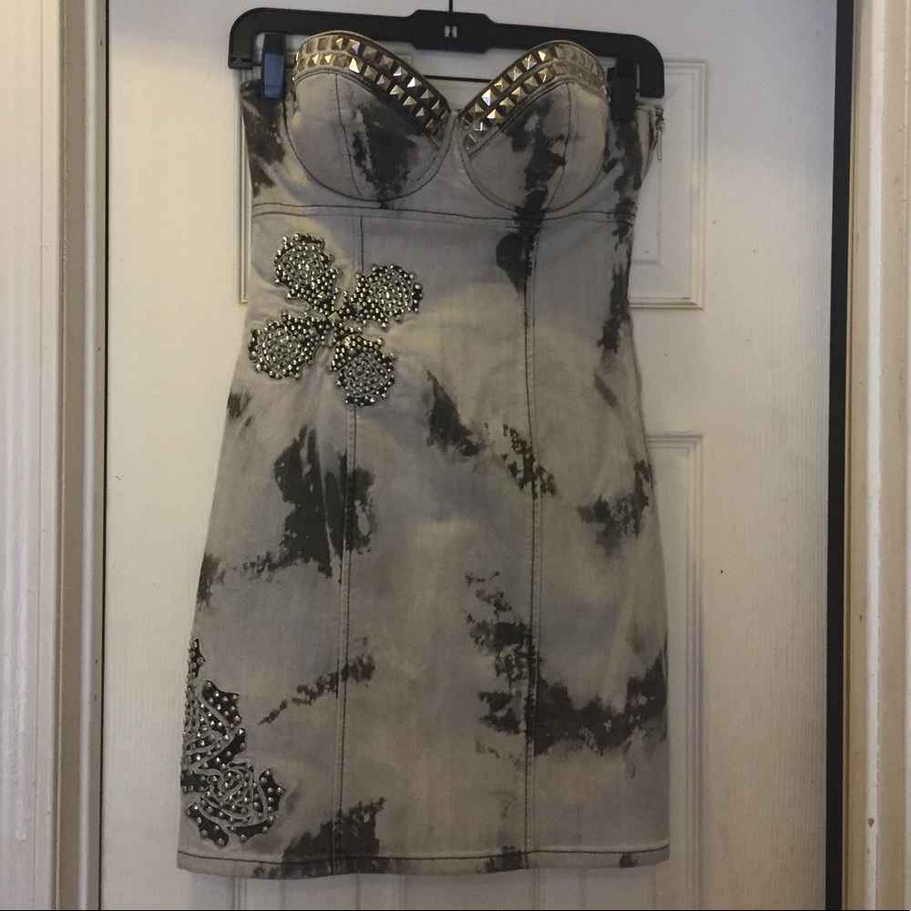 ✨Limited Edition✨Guess Premium dress ✨