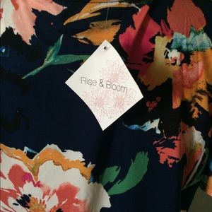 XL floral print short sleeve