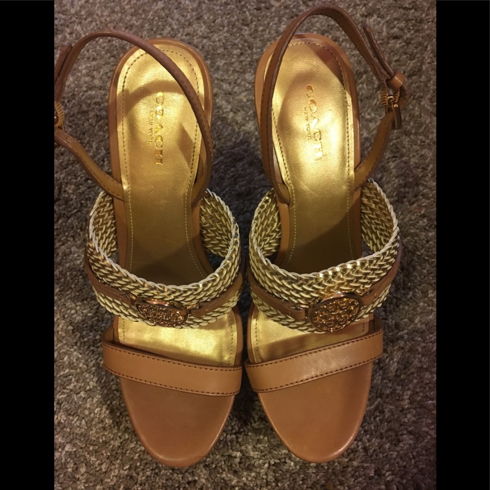 Coach wedges