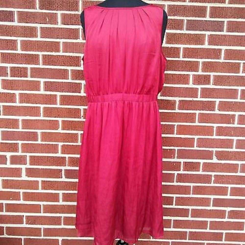 Ann Taylor Loft Flowy Red Pleated  Dress
