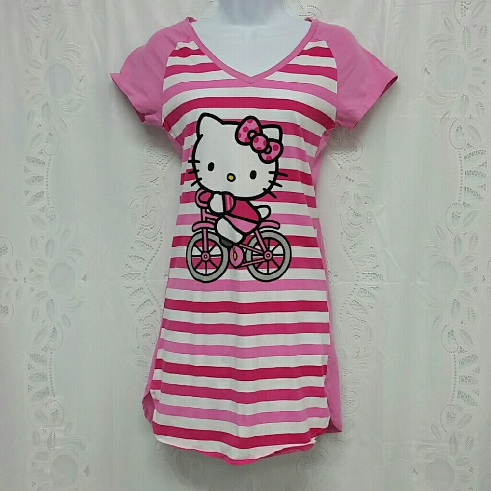 Hello Kitty M Striped Pink Sleepwear Top Shirt