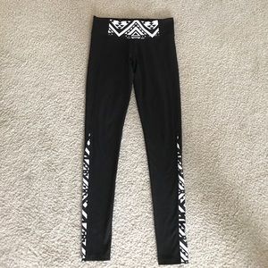 PINK yoga printed leggings