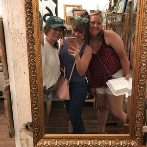 Meet your Posher, Sidney