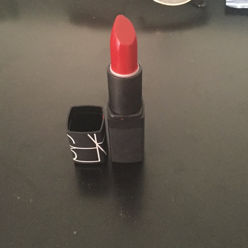 Nars Red Lizard