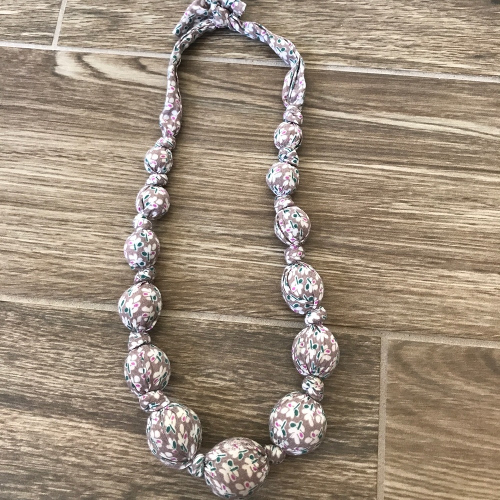 Girls necklace - light lavender floral