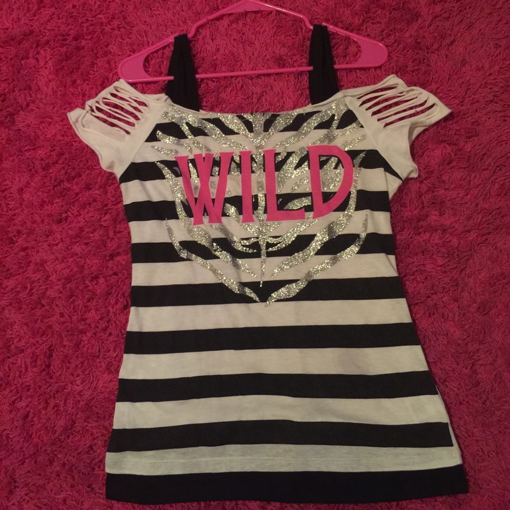 BONGO off the shoulder tee