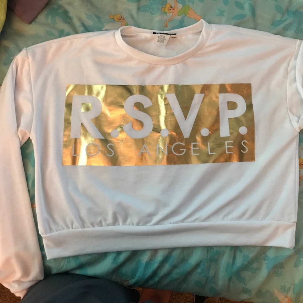 White long sleeve crop top