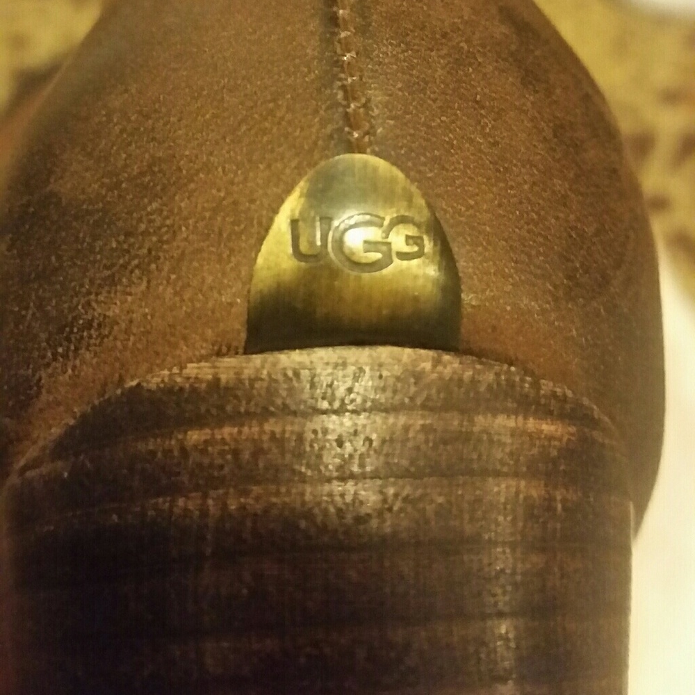 UGG Dayton western bootie