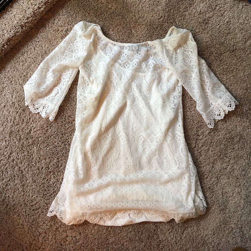 White lace dress/long shirt with 3/4 sleeves