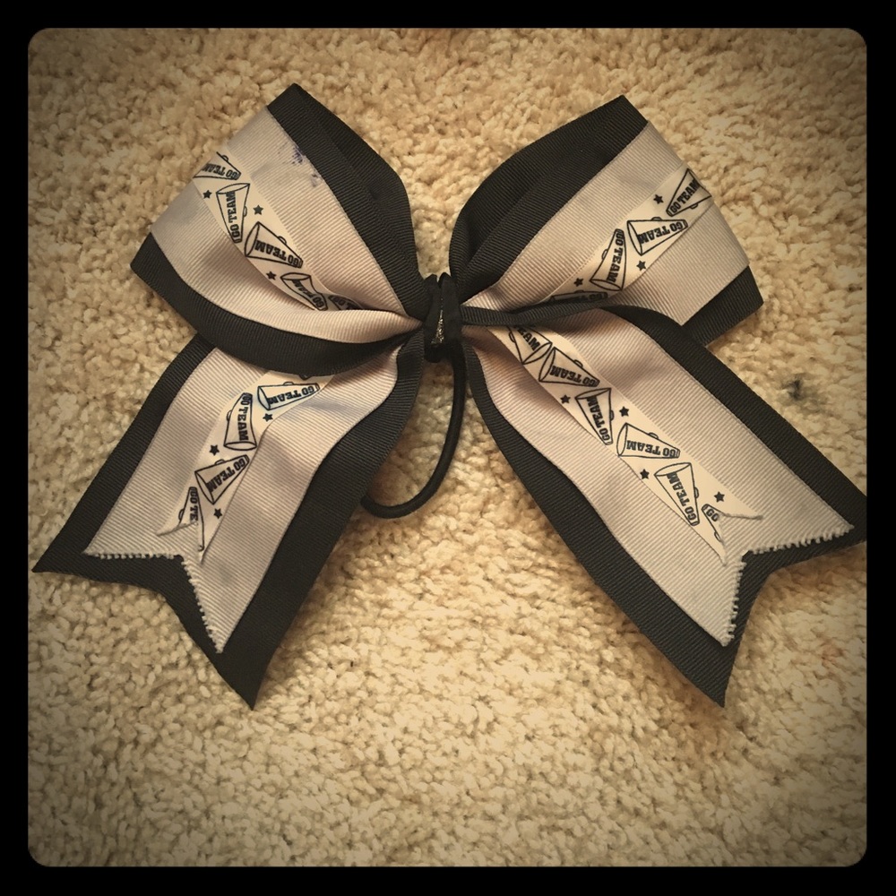 School cheer bow