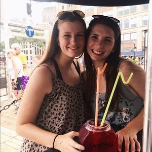 Meet your Posher, Monica