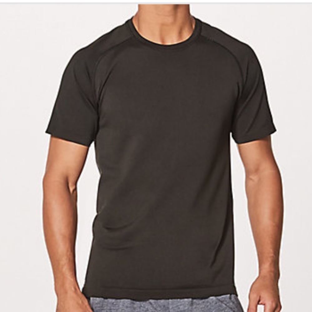 Lululemon Metal Vent Tech Shirt Size Large