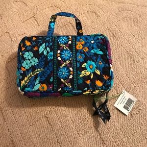 NWT Vera Bradley Organizer