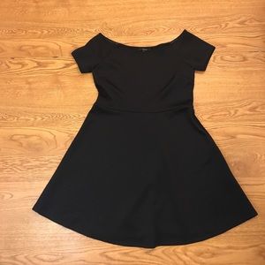 Forever 21 black skater dress sz L